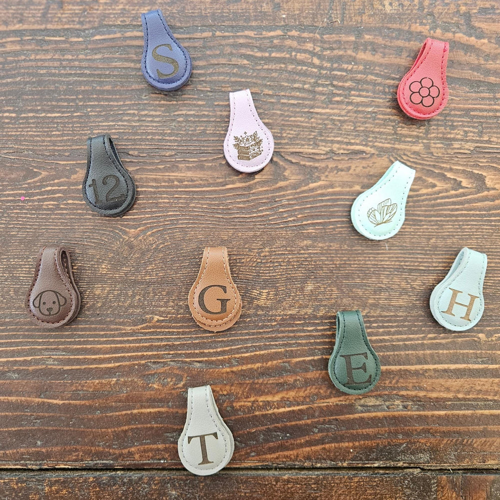 Personalized Book Holder, Custom Name, Perfect Book Lover Gift for Birthday or Anniversary, Personalized Leather Magnetic Bookmark